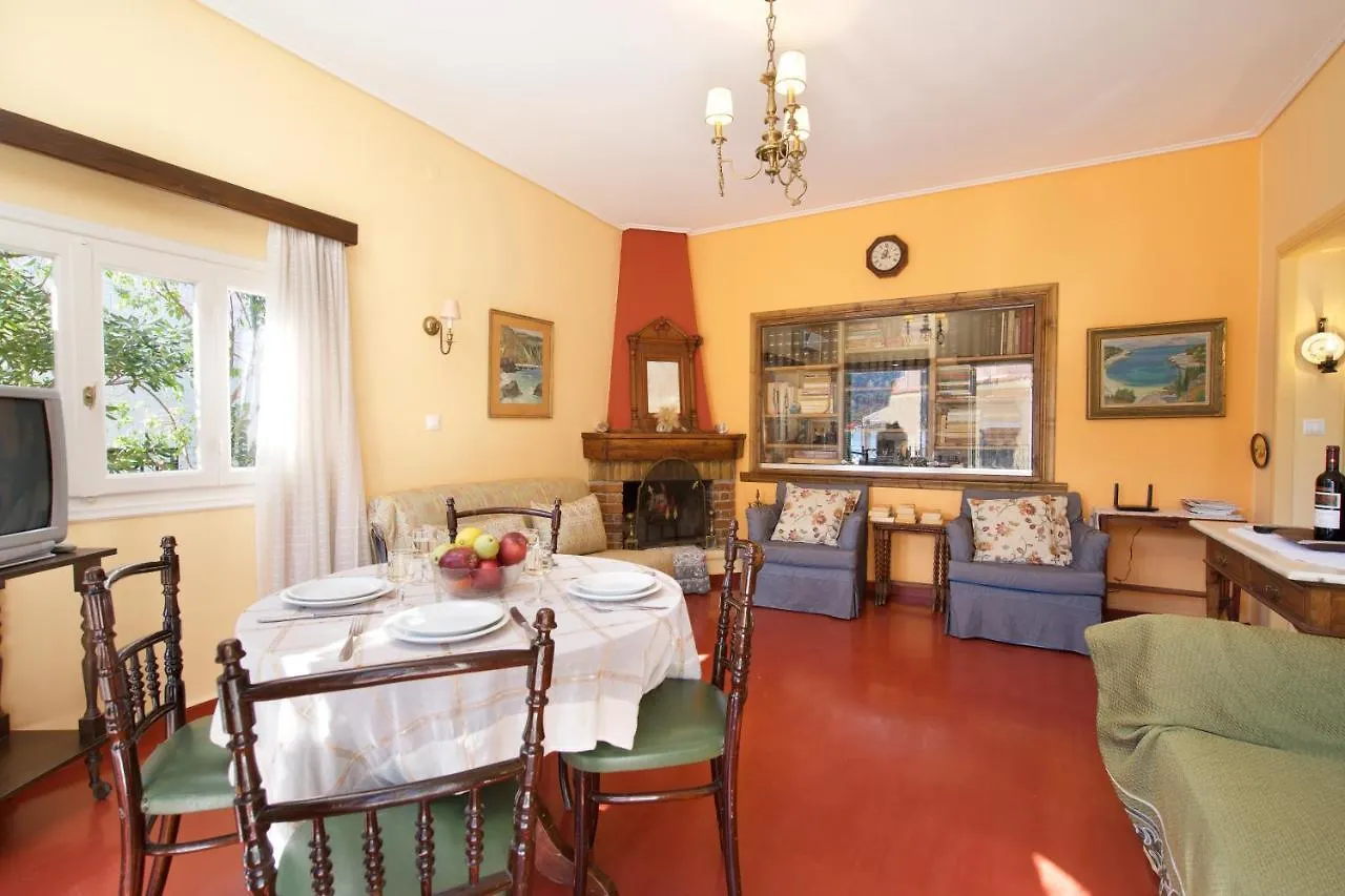 Villa Pergantini Agia Efimia 0*,  Grekland