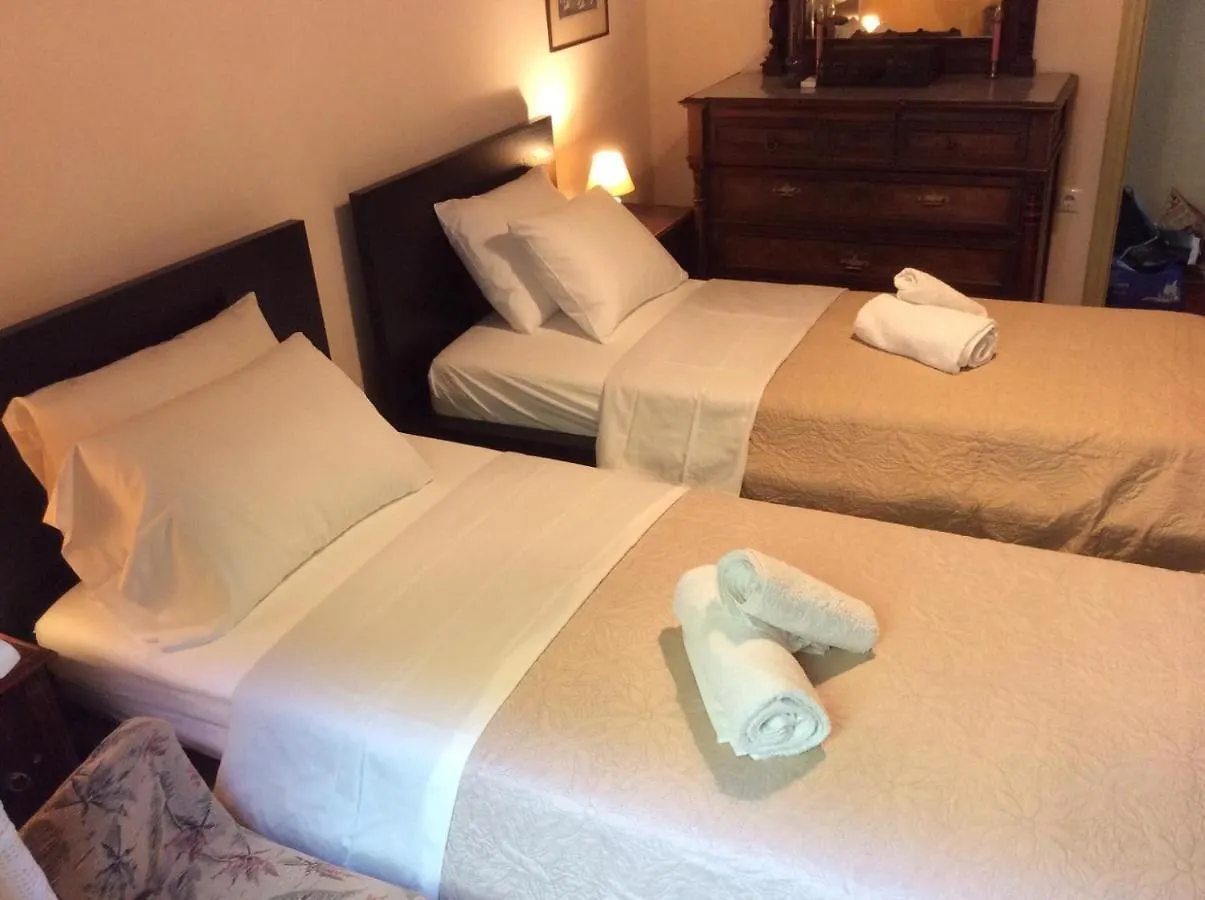 Villa Pergantini Agia Efimia Grekland